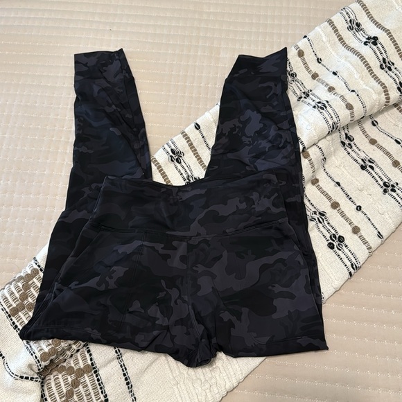 CAMMO JOGGERS - Picture 3 of 7